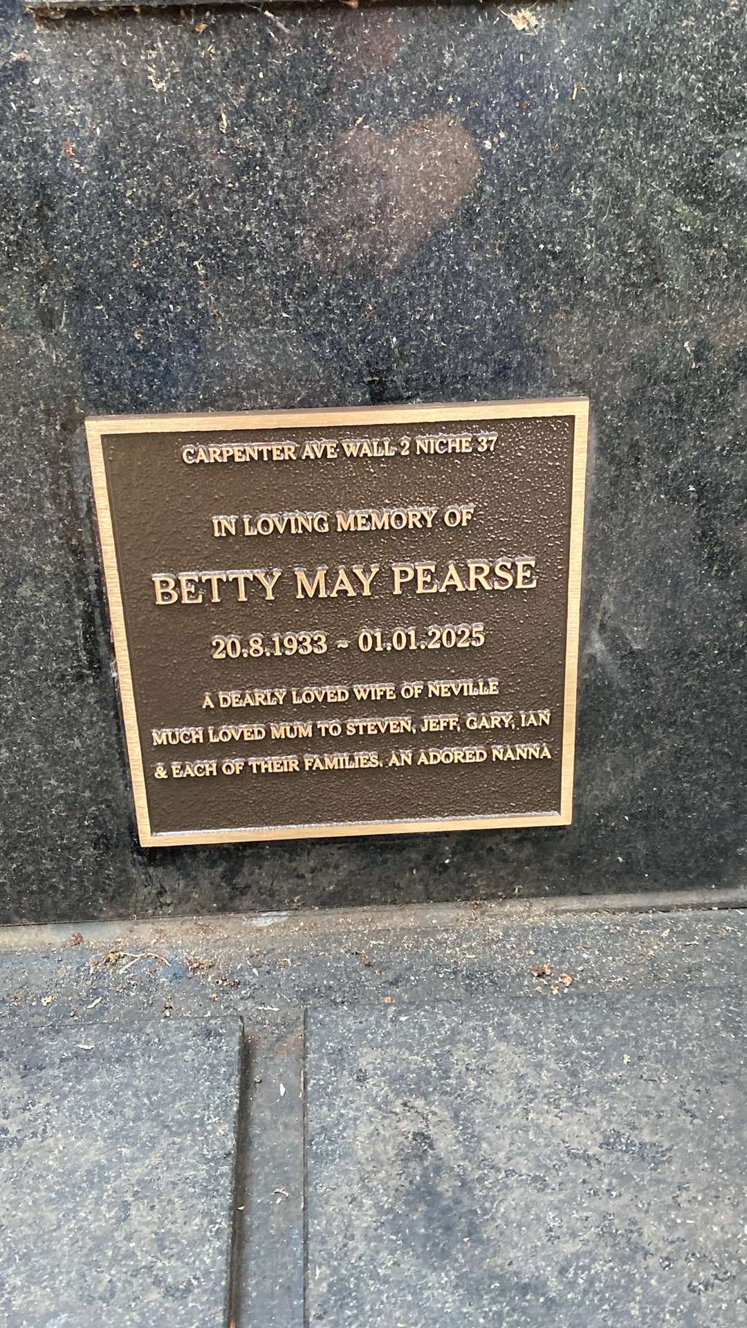 headstone