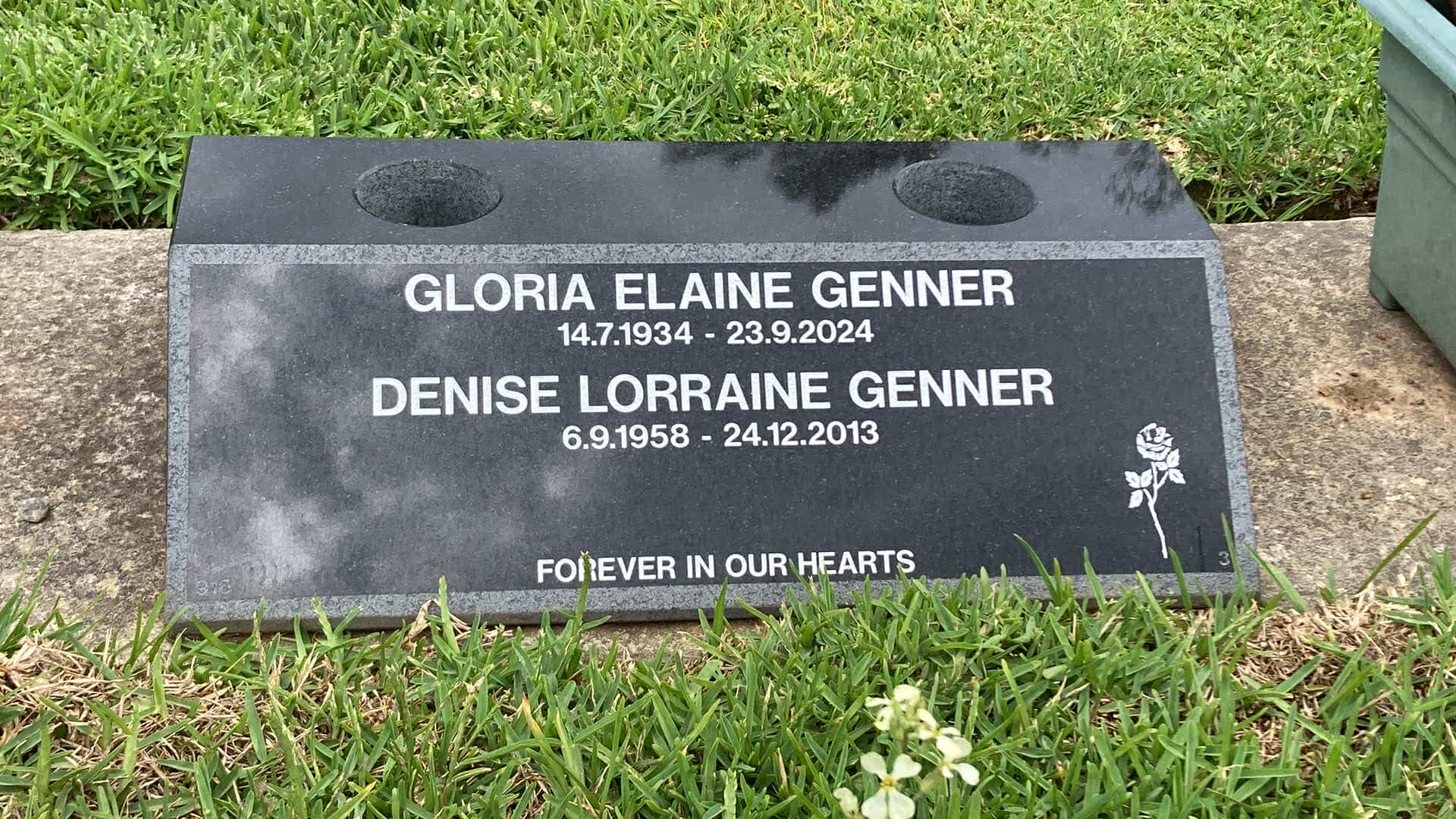 headstone