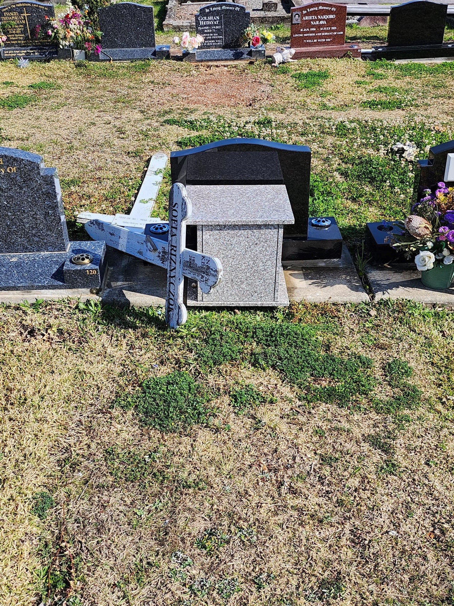 headstone